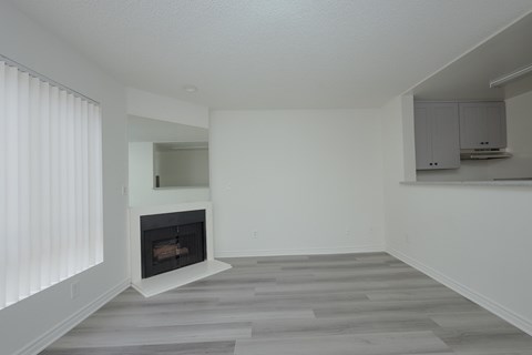 Floor plan for 1 bed, 1 bath, 700 sqft